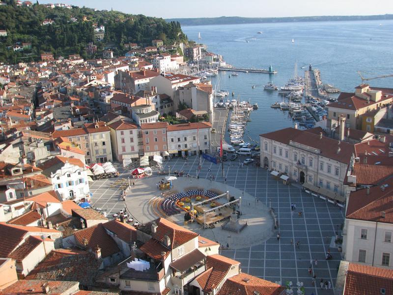 Dom Mladinske Knjige Fiesa Piran Exterior photo